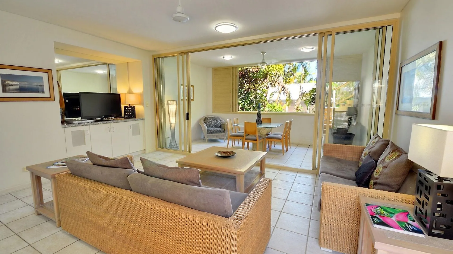 **** Aparthotel Silkari Reflections Of Port Douglas Australia