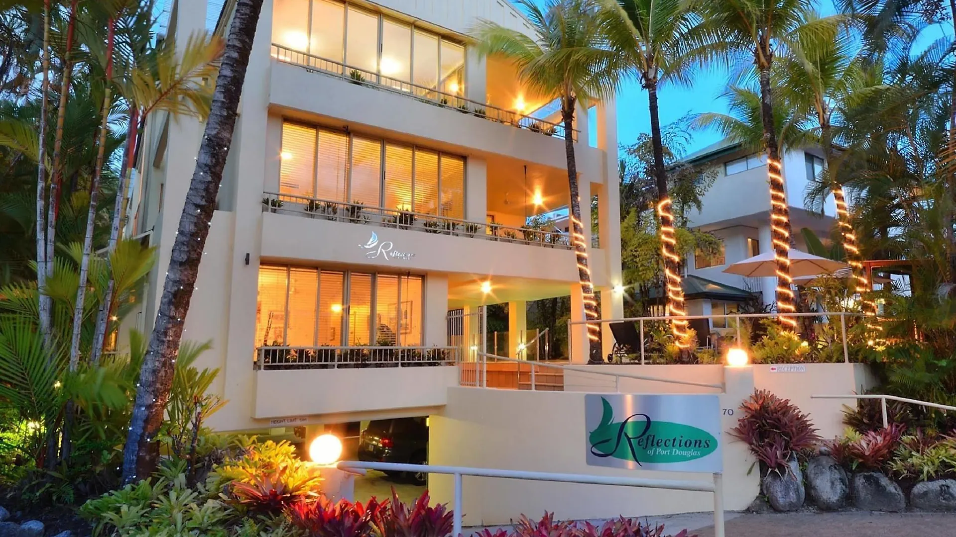 **** Aparthotel Silkari Reflections Of Port Douglas Australia